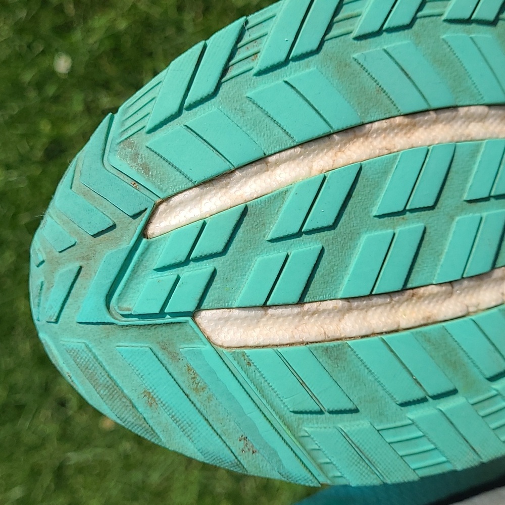 Saucony Triumph 19 W size 7 - Picture 12 of 14
